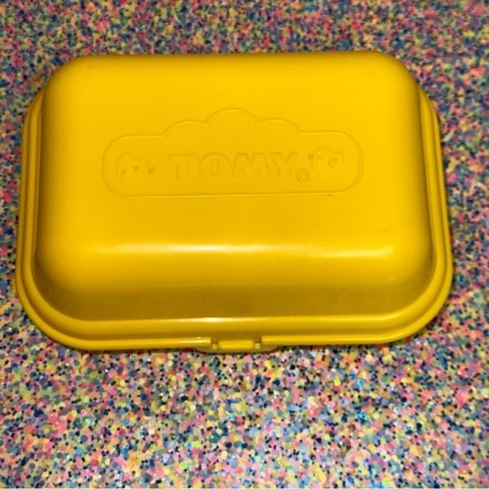 Tomy Hide N Squeak Eggs 1993 Kids Learning Matching Colors Sounds Toy Sensory